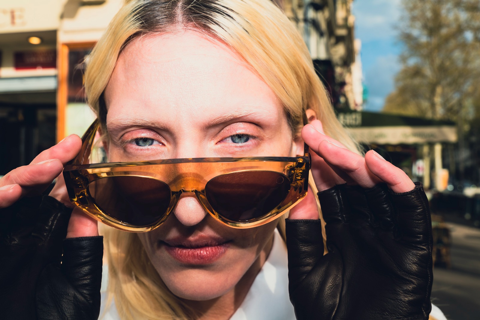 Paula Mendoza presenta “The New Point of View”, su nueva línea de gafas