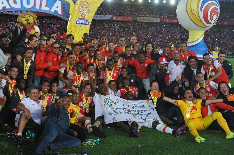 América y  Santa Fe por la Superliga 2021, un título que sirve para salvar el semestre