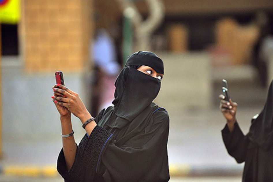 Mujer fue condenada en Arabia a seis años de cárcel por incitar al terrorismo en Twitter