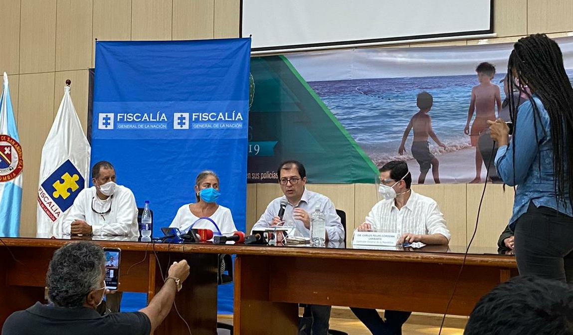 ¿De paseo? Fiscalía dice que viaje a San Andrés con contralor fue por razones oficiales