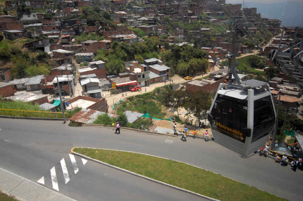 Metro cable, ¿la solución contra la pobreza?