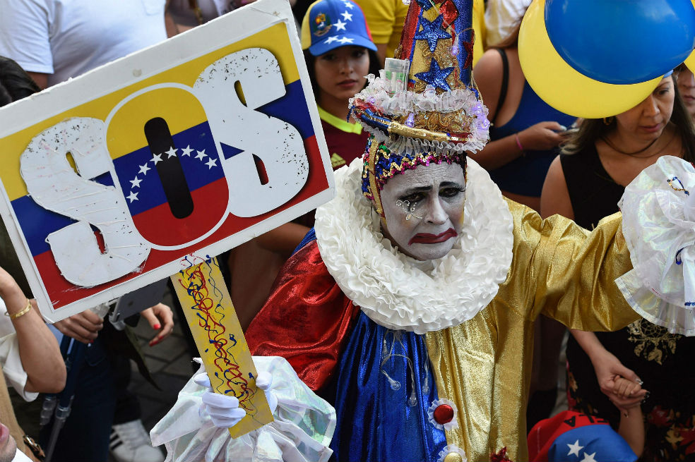 Canjean música por medicinas en Venezuela para mitigar escasez de fármacos