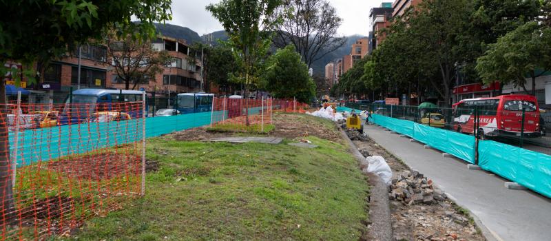 Para dar paso al Metro de Bogotá, avanza construcción de carril en la calle 72