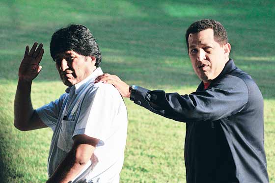 Evo Morales dijo que Chávez fue el «redentor de los pobres»