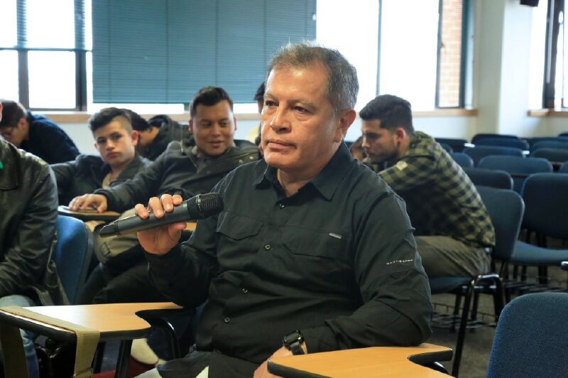 “En mi trabajo he encontrado vínculos entre las muertes por linfoma no-Hodgkin con la aspersión realizada hace, al menos, quince años”, asegura el profesor Óscar Alfonso. / Cortesía Universidad Externado de Colombia