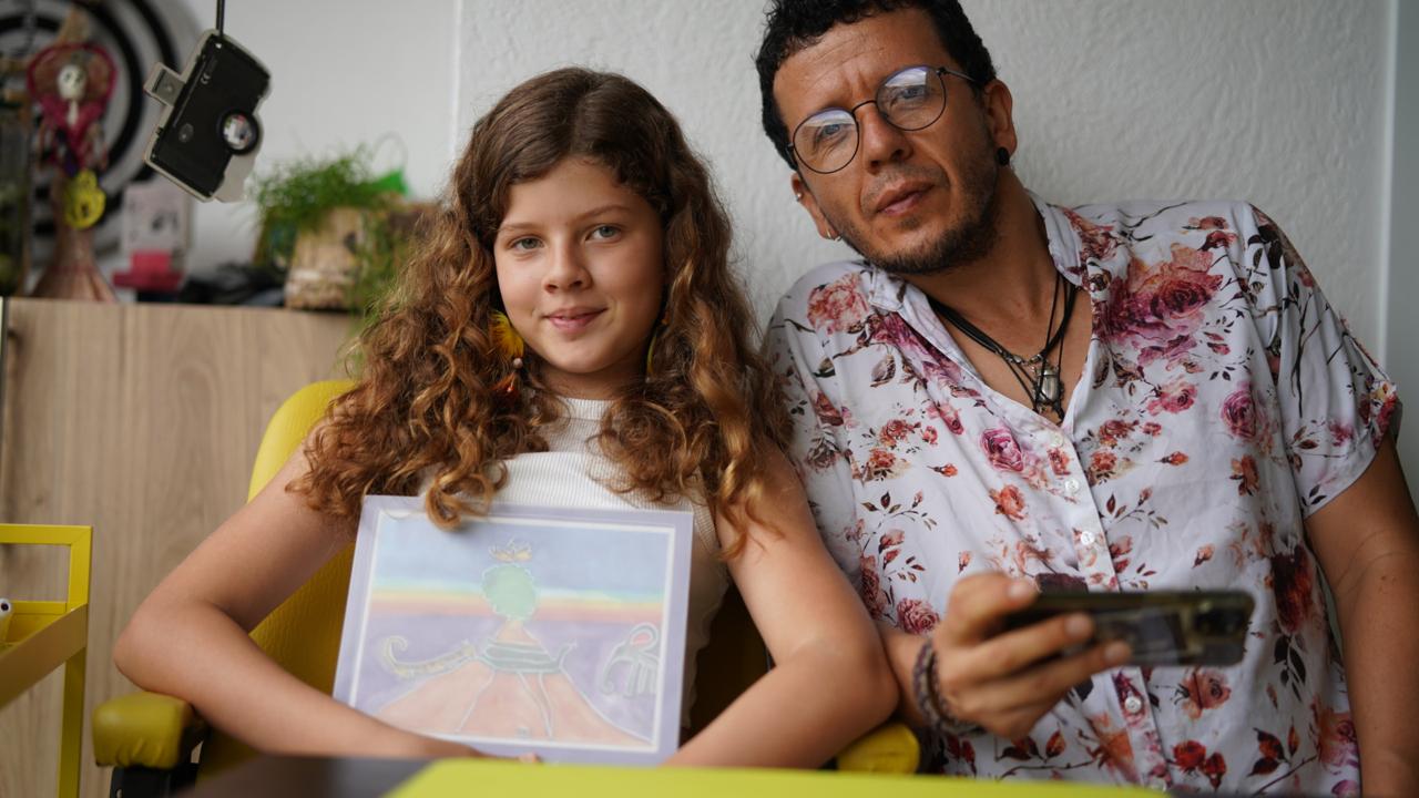 Hilos mágicos que tejen historias: una mirada a “El árbol que quería ir al mar”