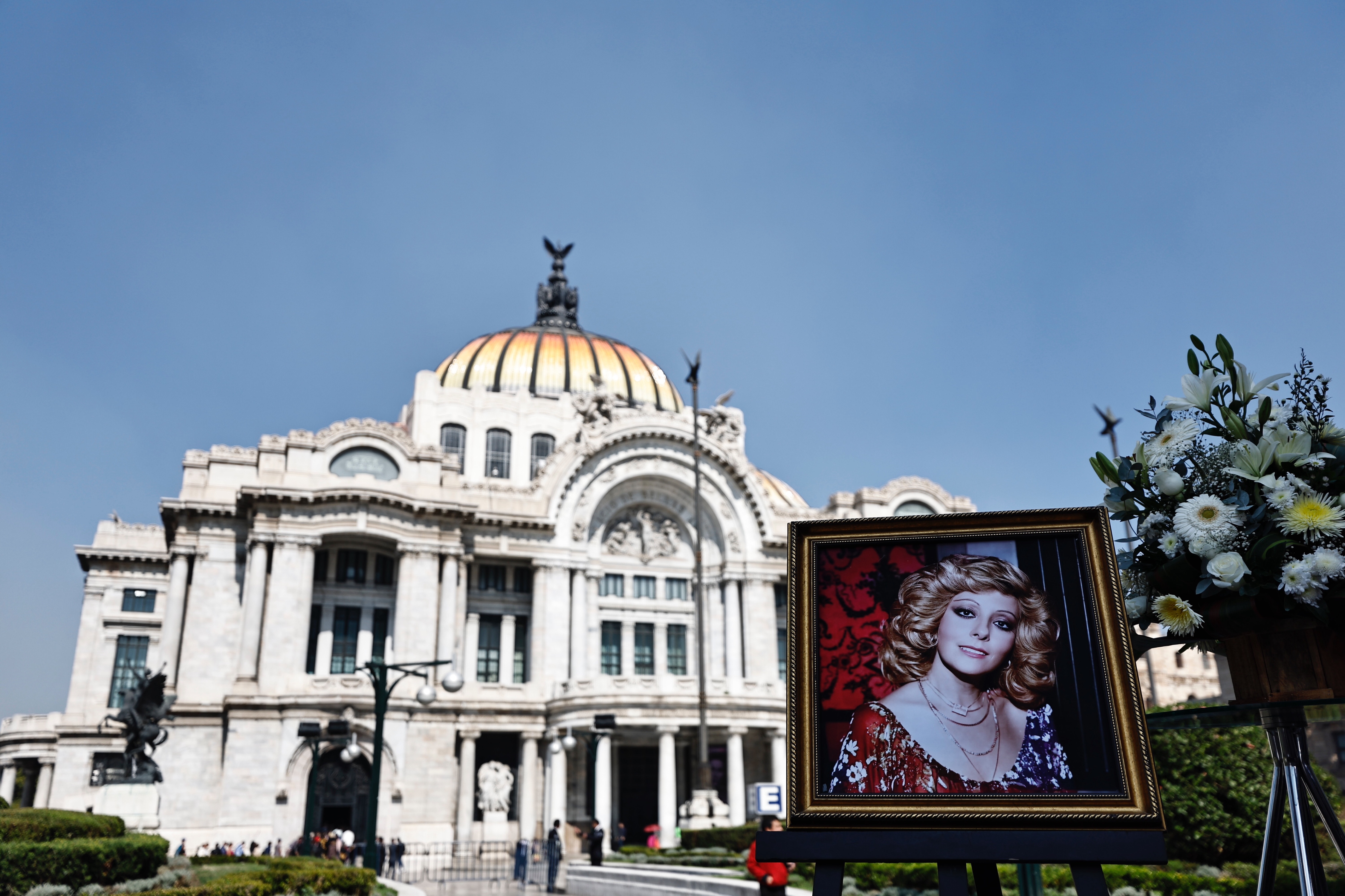 México despide a Silvia Pinal, la “única e irrepetible” diva del cine