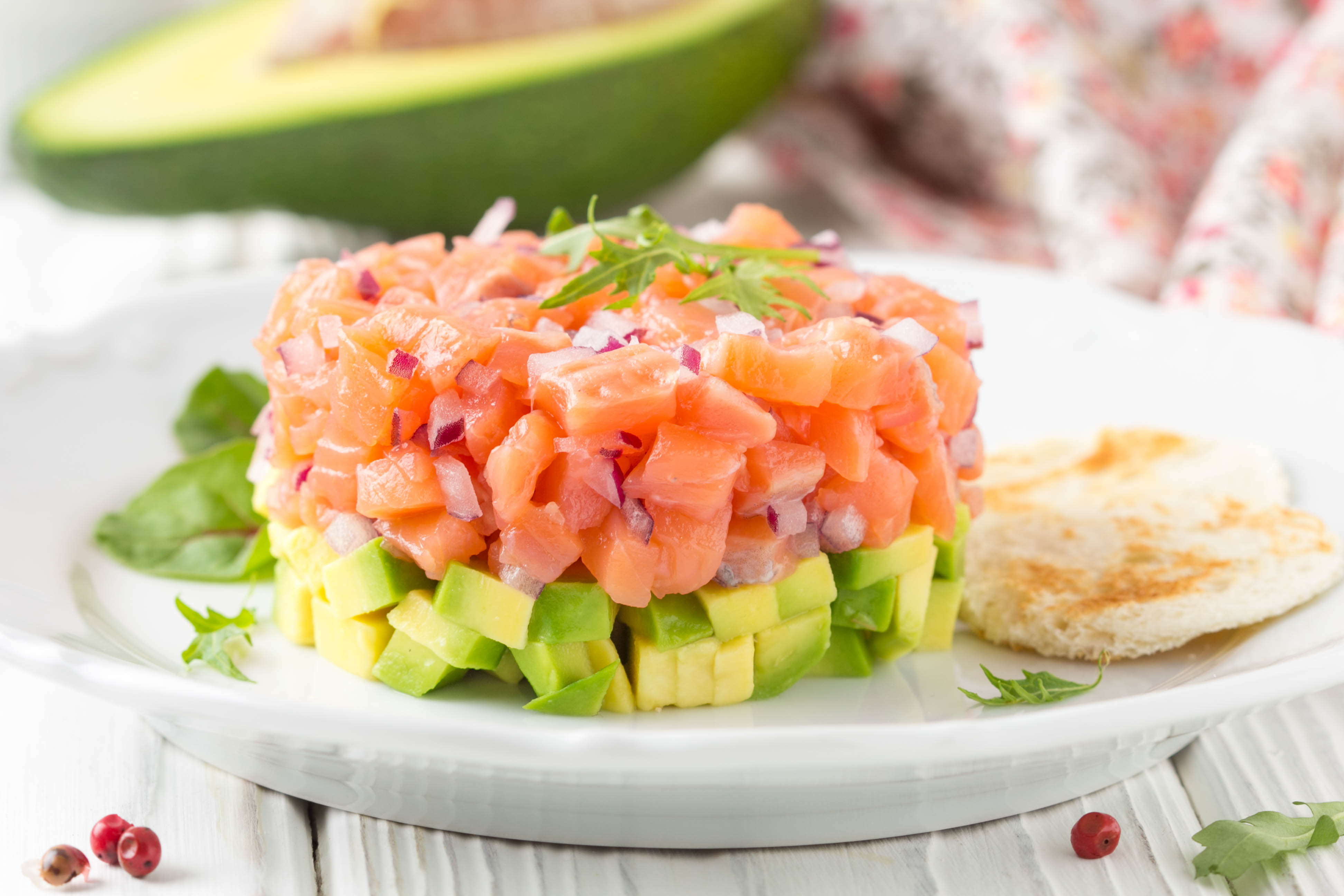 Paso a paso para llevar a la mesa un tartar de salmón