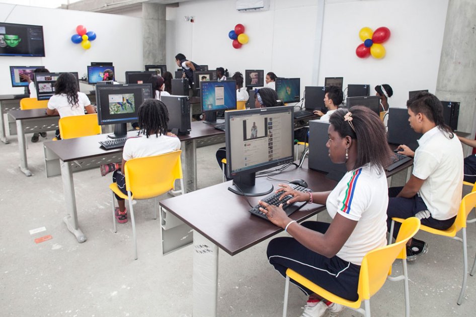 Estudiantes podrán ganar portátiles y bonos redimibles en ‘Supérate con el Saber’