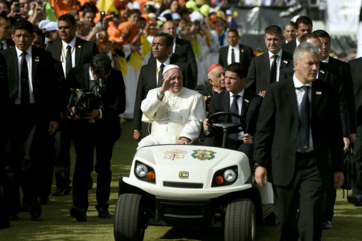 «No hay que asustarse» si un papa tiene amistad con una mujer: Papa Francisco