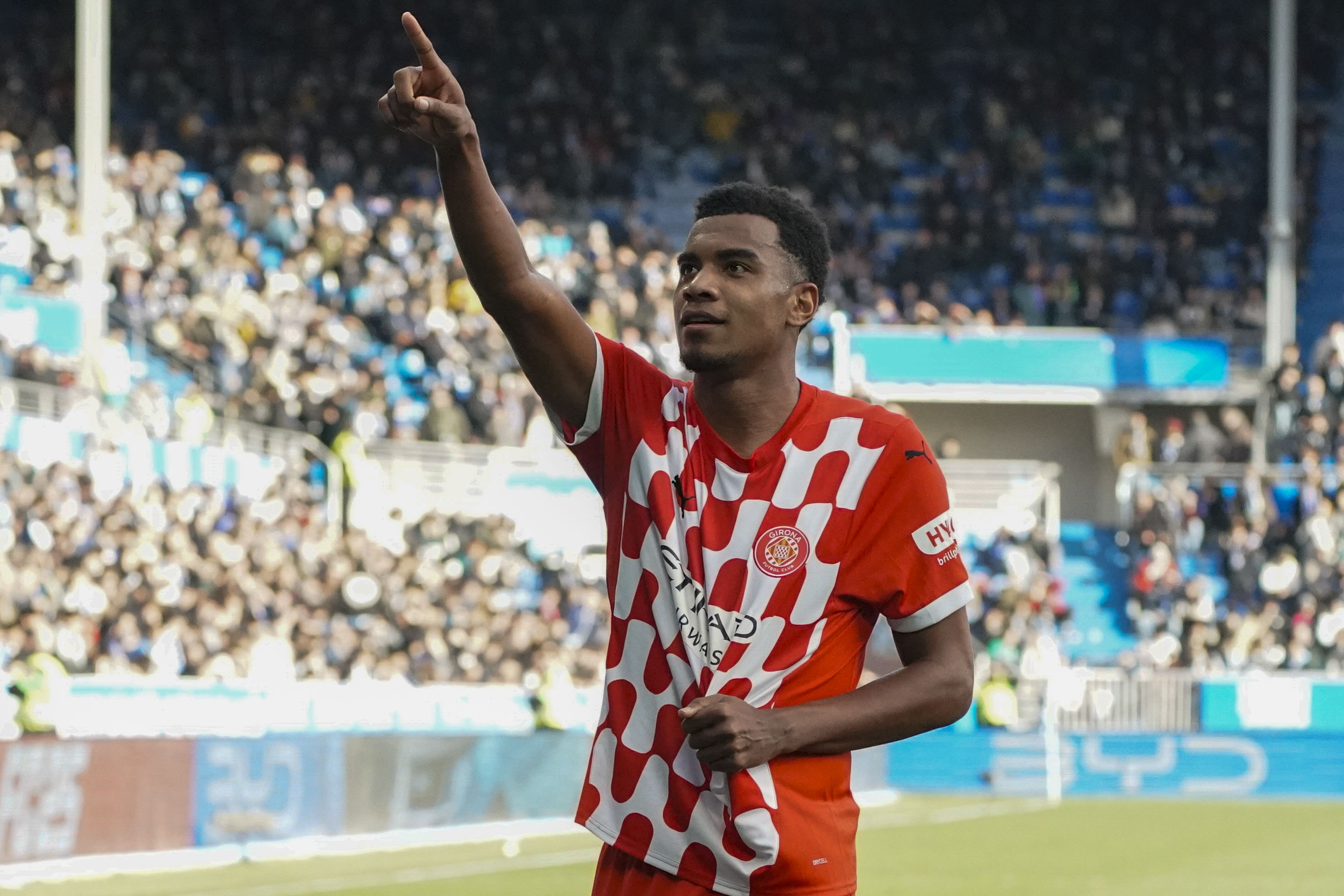 Jhon Solís se va de España y llega a un grande de Inglaterra: así sería su fichaje