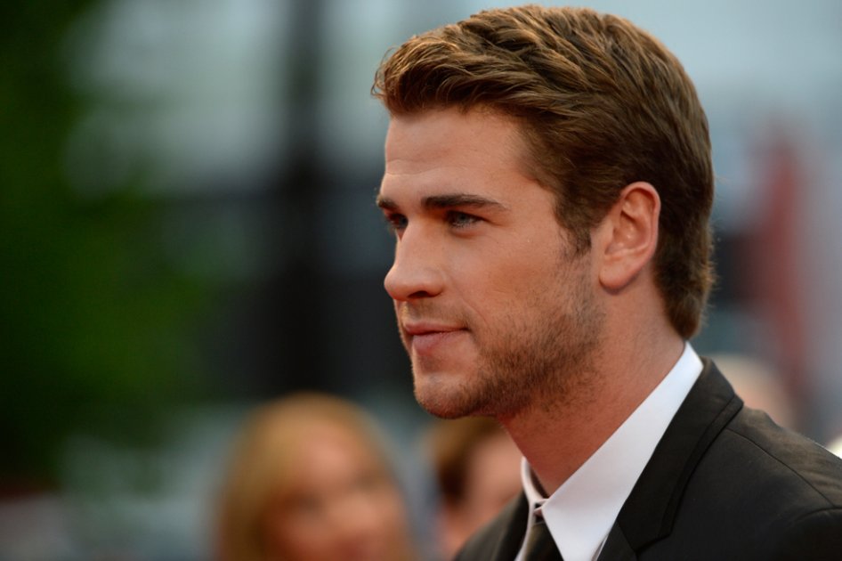Liam Hemsworth se une a Twitter