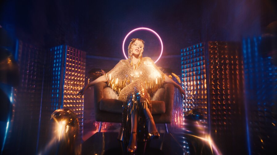 Kylie Minogue protagoniza la colaboración entre Jean Paul Gaultier y Jimmy Choo