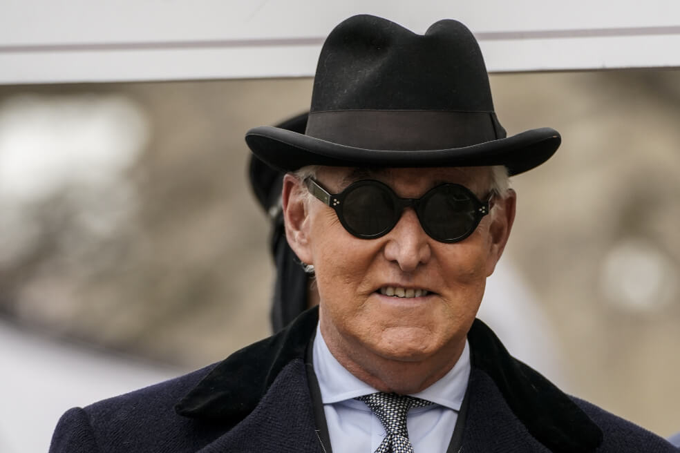 Roger Stone, exasesor de Donald Trump, condenado a tres años de prisión