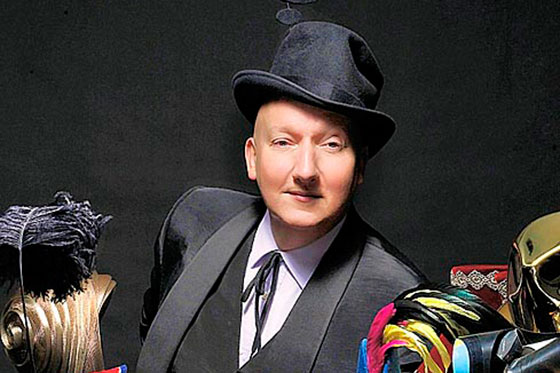 Stephen Jones o el arte de crear sombreros