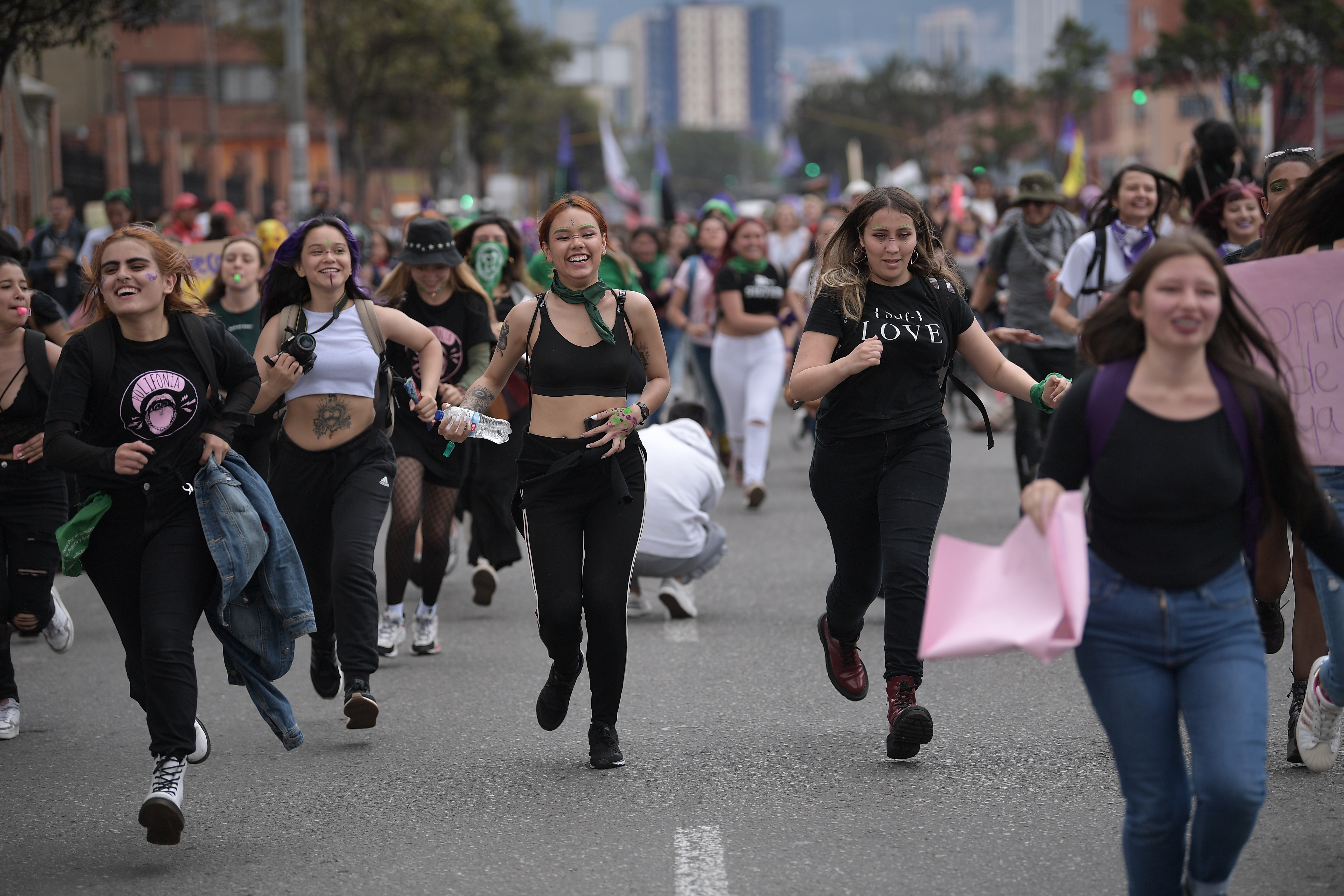 Opinión: No les diré feliz día de la mujer