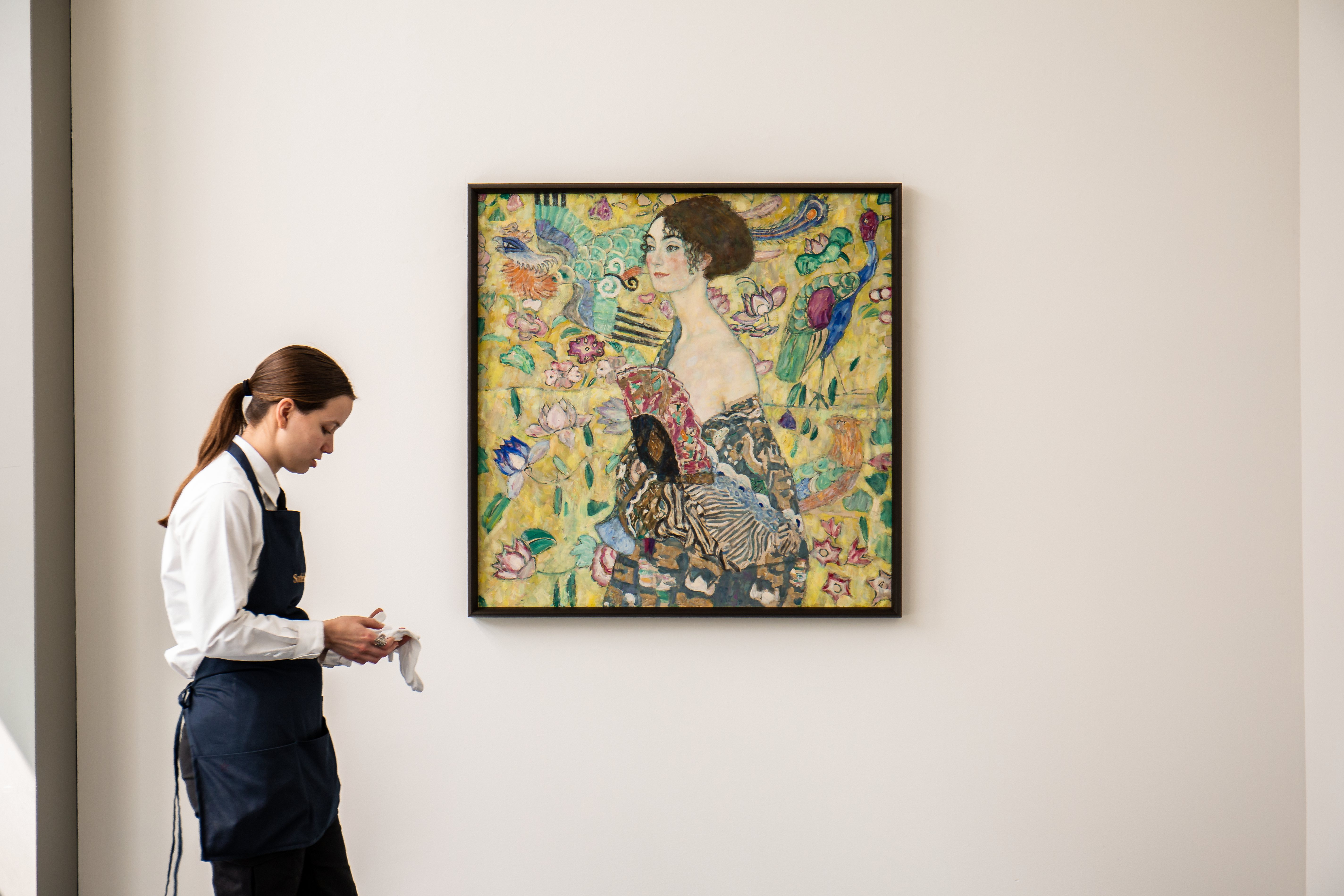 “Dama con Abanico”, retrato de Klimt, podría ser subastado por US$80 millones