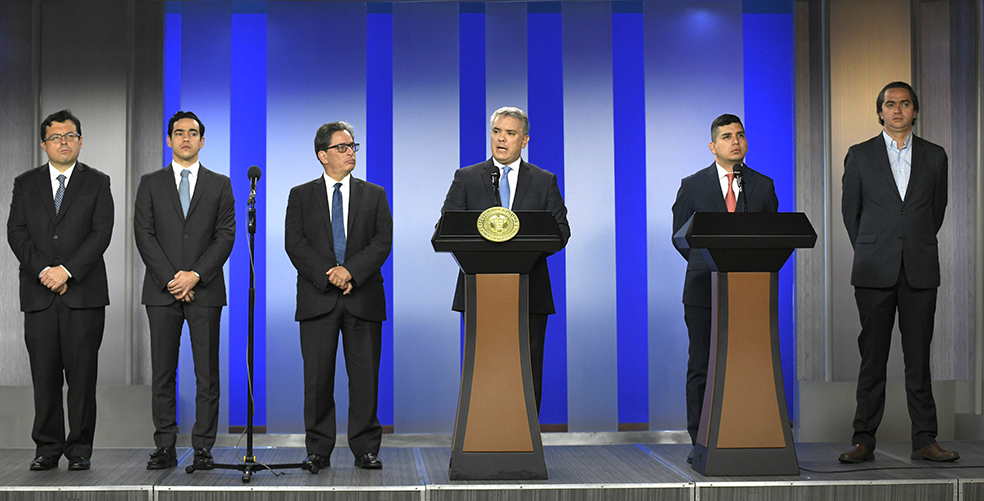 Gobierno lanza paquete de medidas económicas para hacer frente al coronavirus