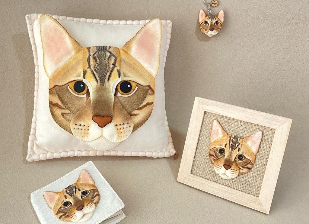 Magitela Pet, el emprendimiento que hace a su mascota en cojines, llaveros y agendas