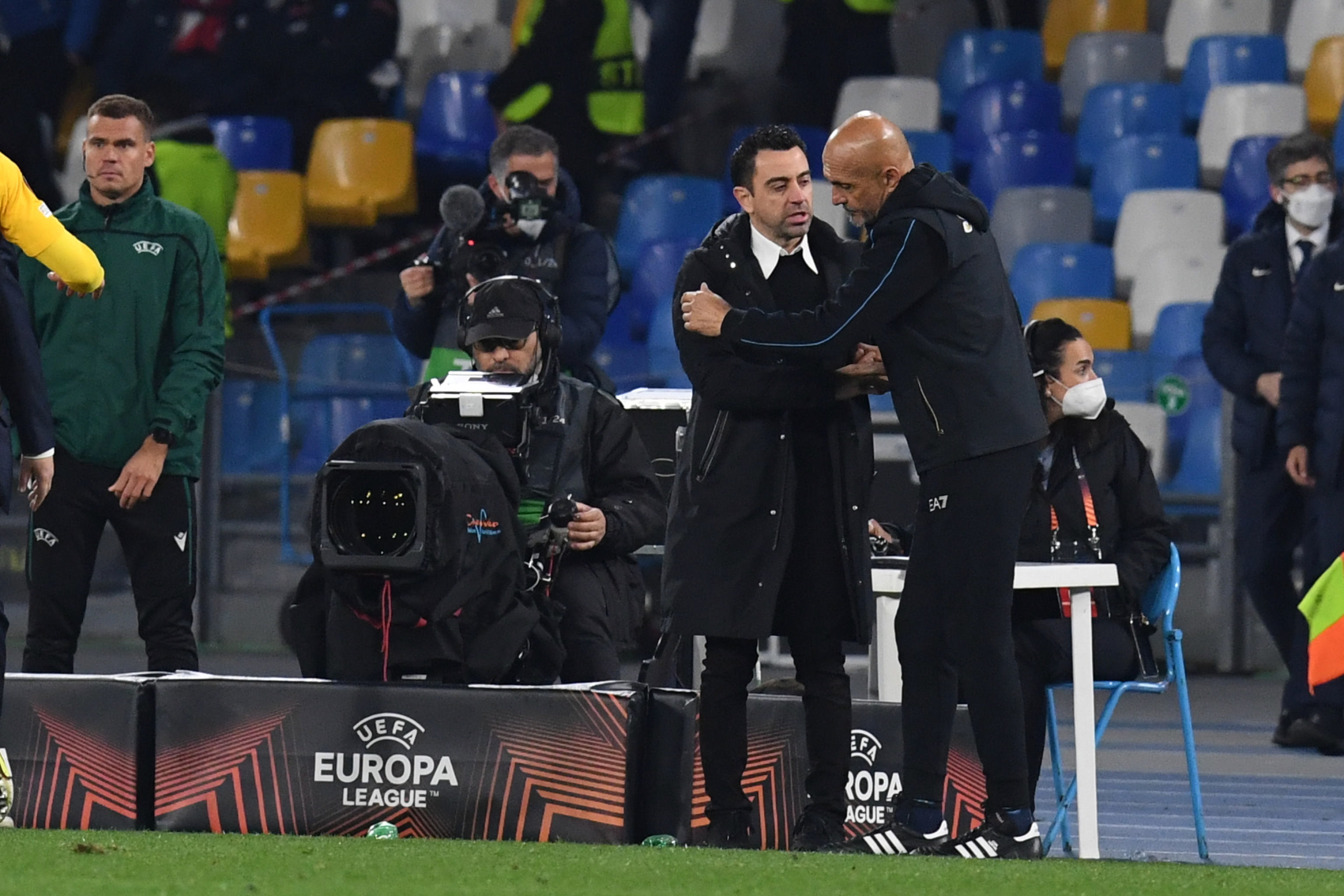 El Barcelona borró al Napoli en el Diego Maradona
