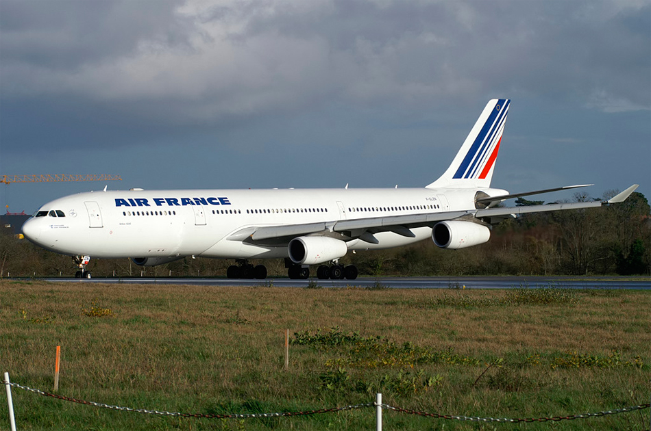 Air France pide dinero a sus pasajeros para pagar combustible en Damasco