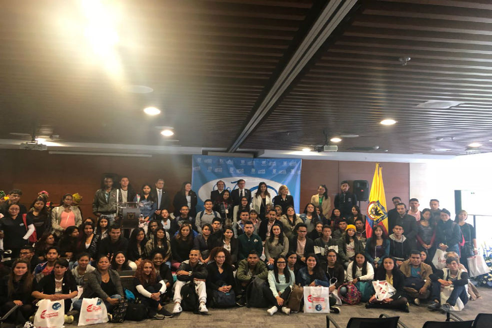Víctimas del conflicto comienzan sus estudios universitarios en Bogotá