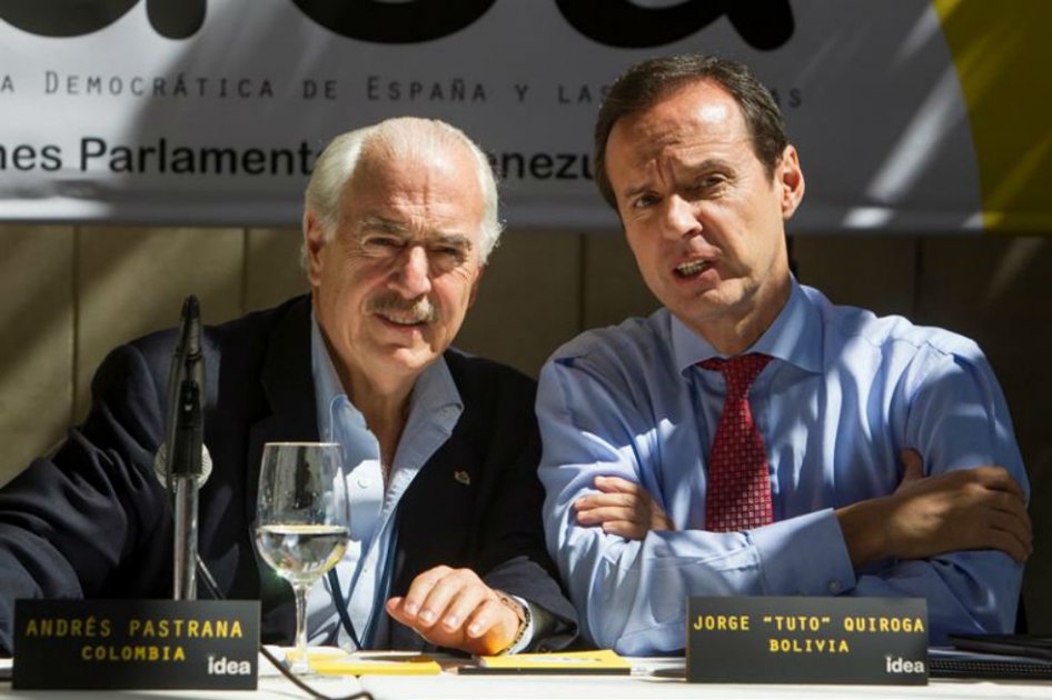 CNE de Venezuela revoca credencial a Pastrana y otros expresidentes para ser veedores en elecciones