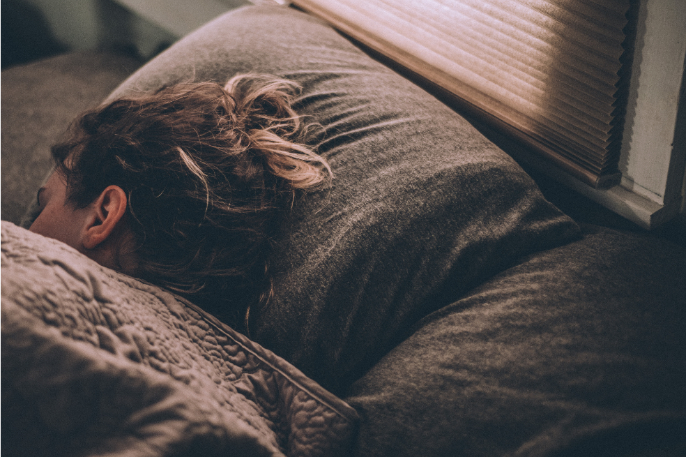 "No estoy tan cansado como debería. Al menos no después de noches de tres horas de sueño ininterrumpido o de cinco horas distribuidas en pequeñas siestas de una hora. Pero sé que he perdido algo".