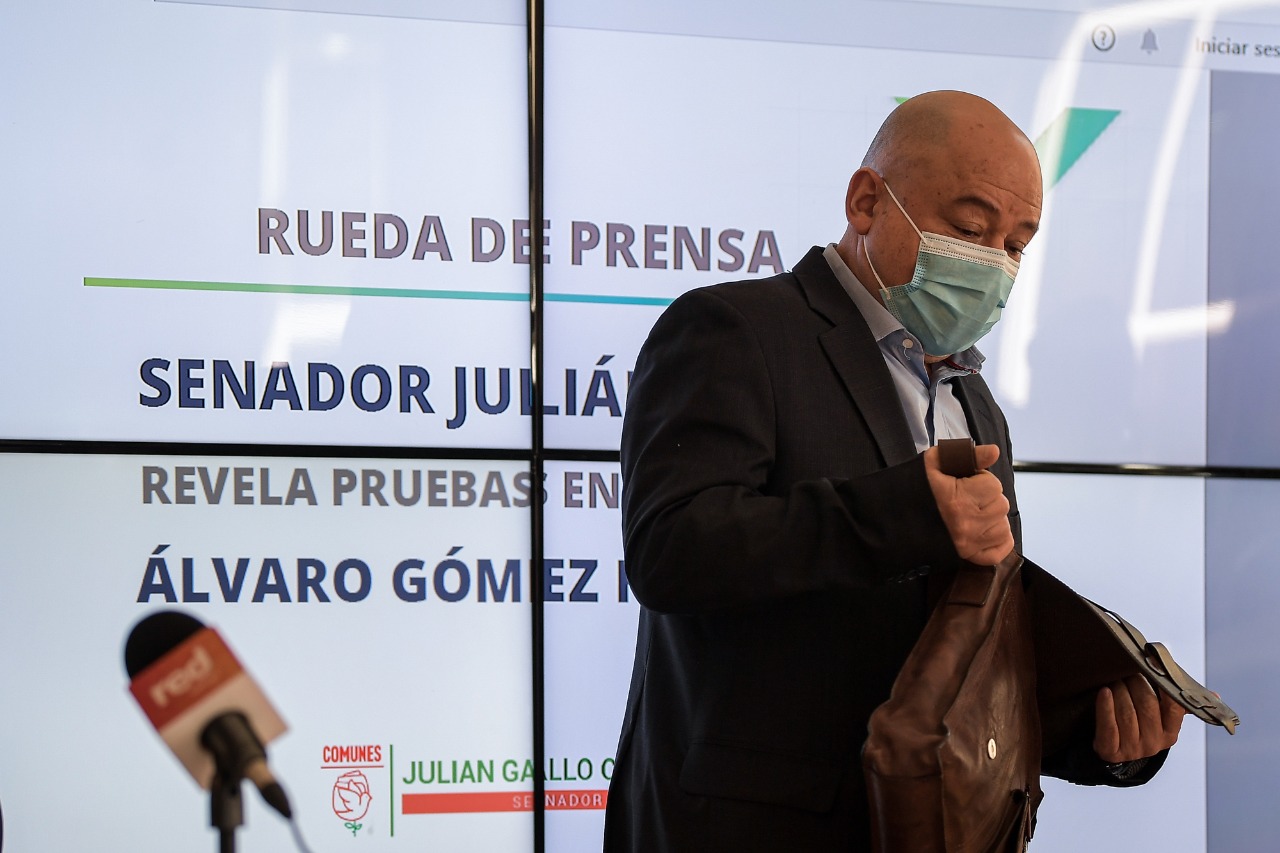 Mensajes confirmarían que Secretariado de Farc decidió guardar silencio en crimen de Álvaro Gómez