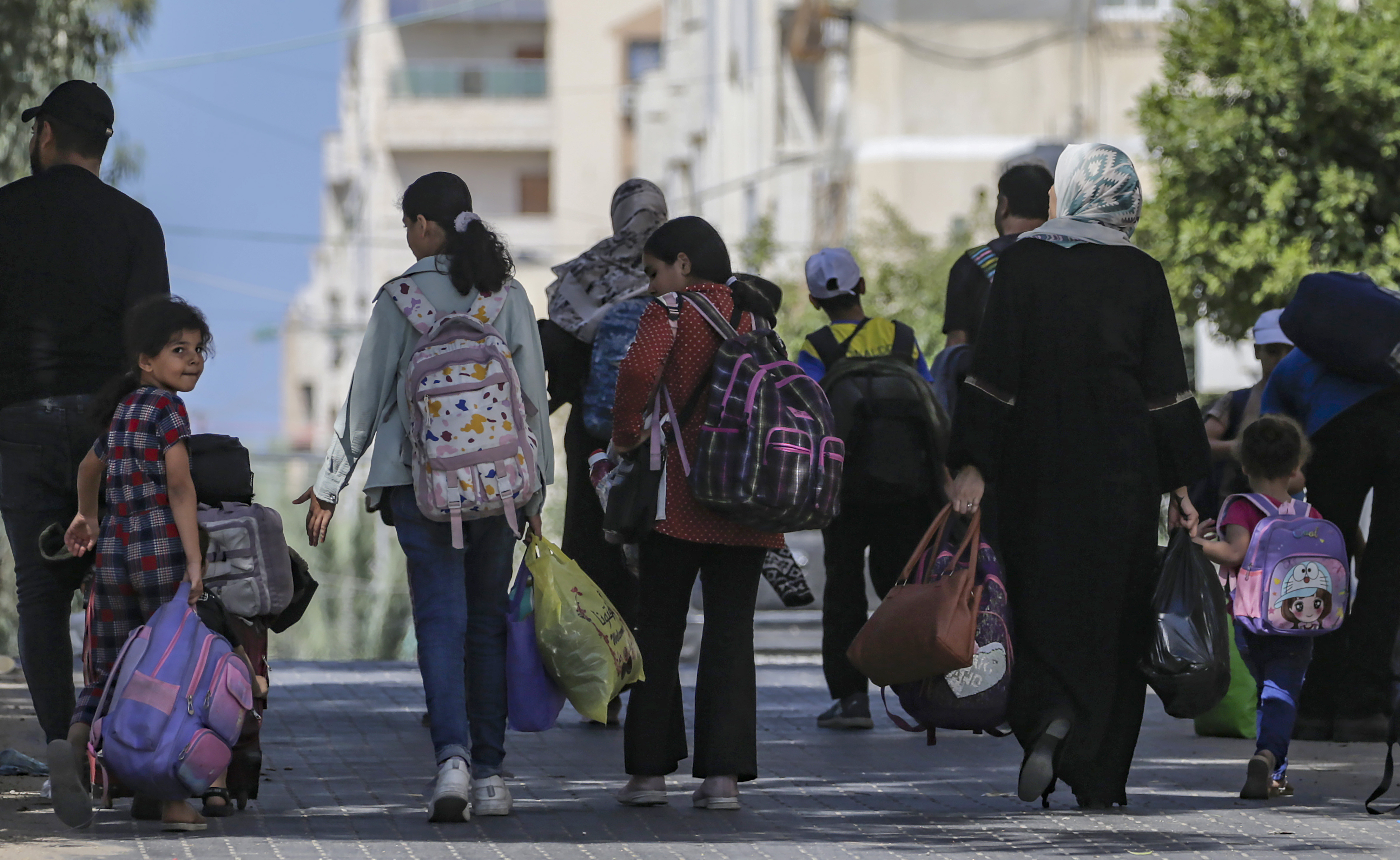 Miles de personas huyen de Gaza tras la orden de evacuación de Israel