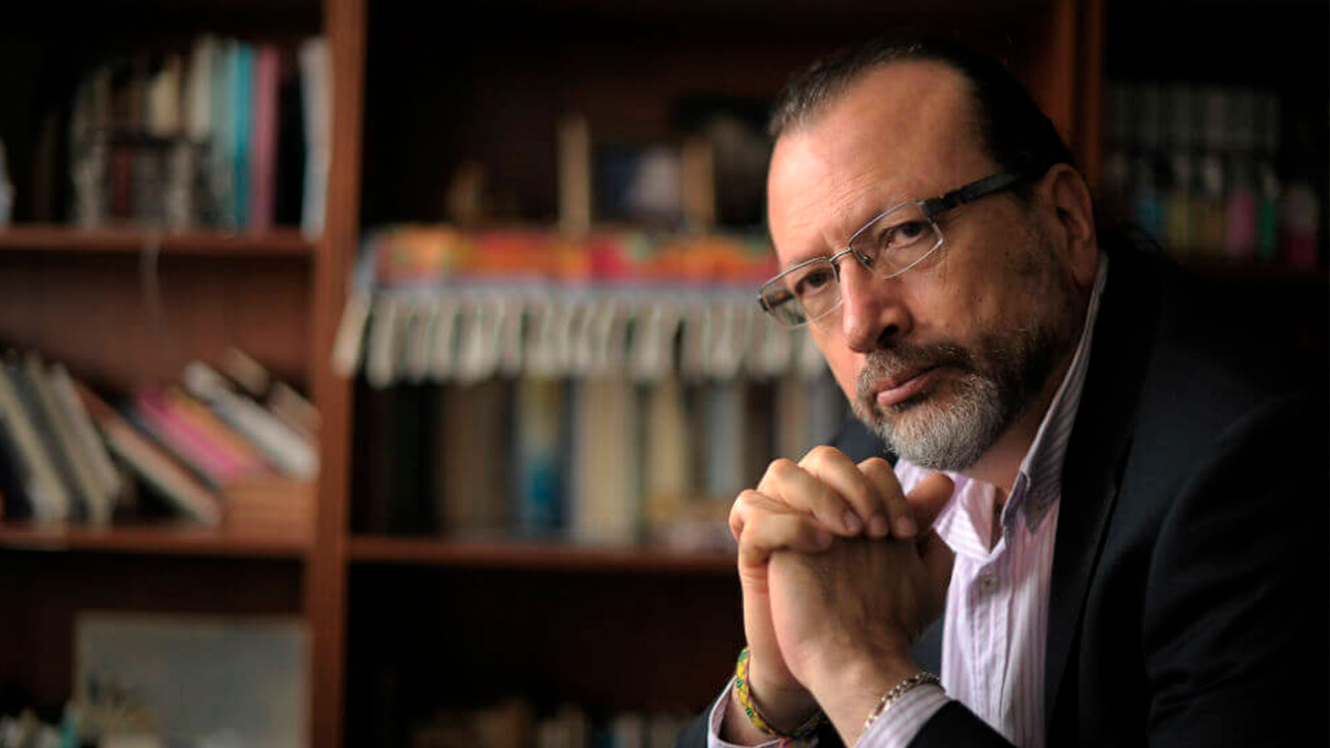 William Ospina: “Hemos puesto el destino de la nación en manos de gentes que venden los páramos”