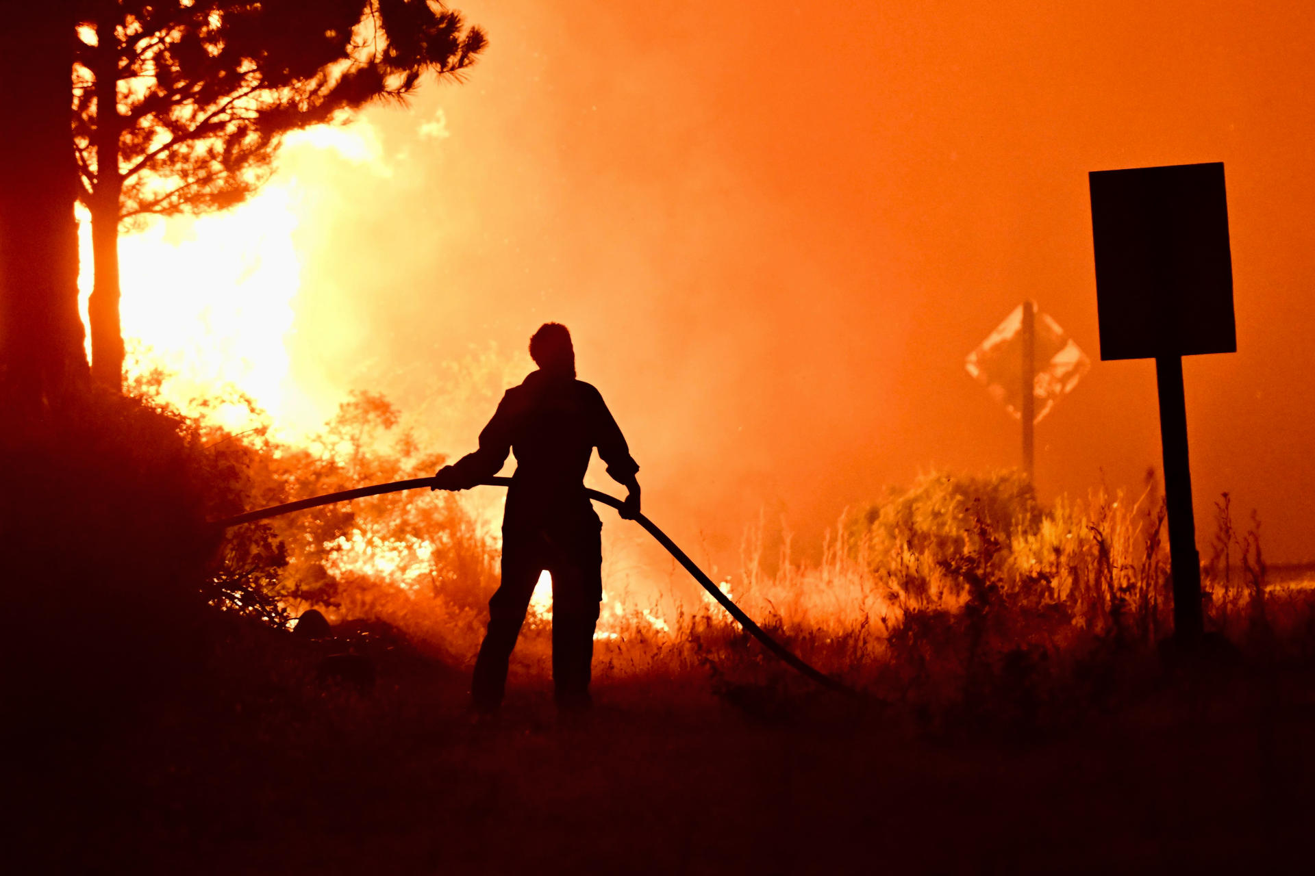 ¿Invasión de judíos por incendios en la Patagonia? Revive esta teoría antisemita en 2026