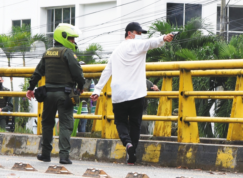 Los peligros de la legítima defensa y otros peros a la Ley de Seguridad Ciudadana
