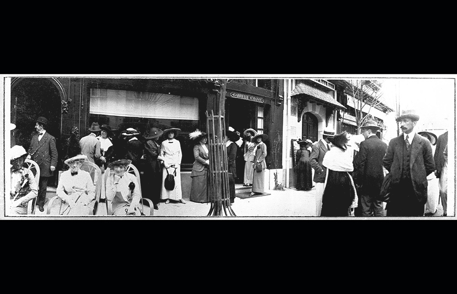 100 años… y el estilo permanece