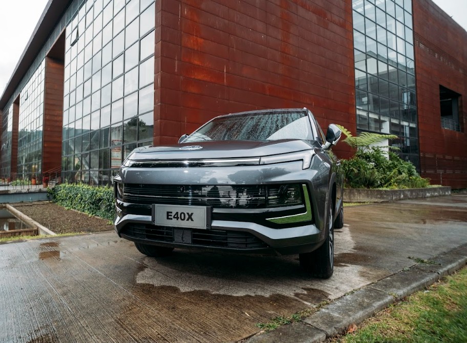 JAC presenta en Colombia su nuevo portafolio de vehículos eléctricos