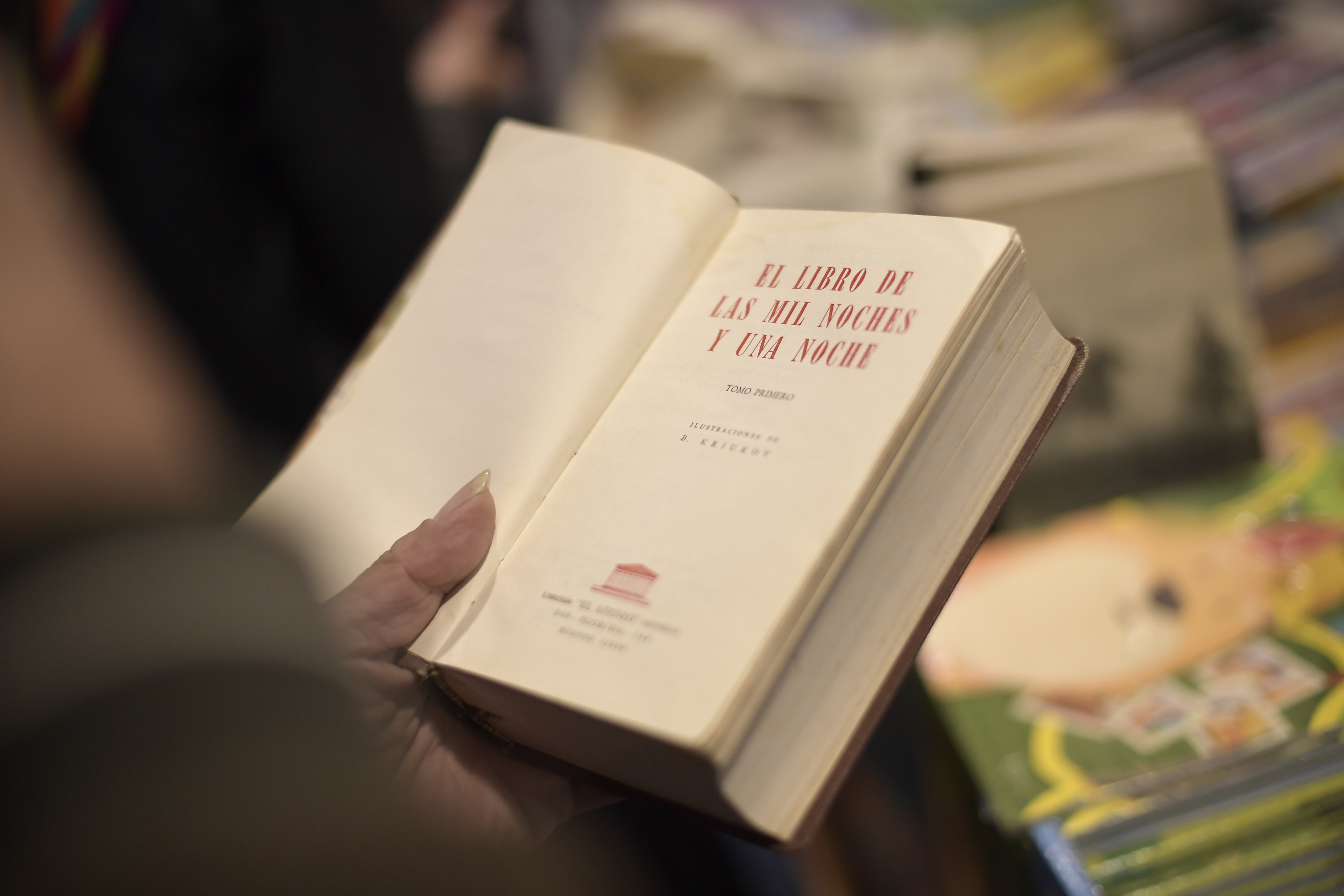 Los hombres que no leen ficción (Opinión)