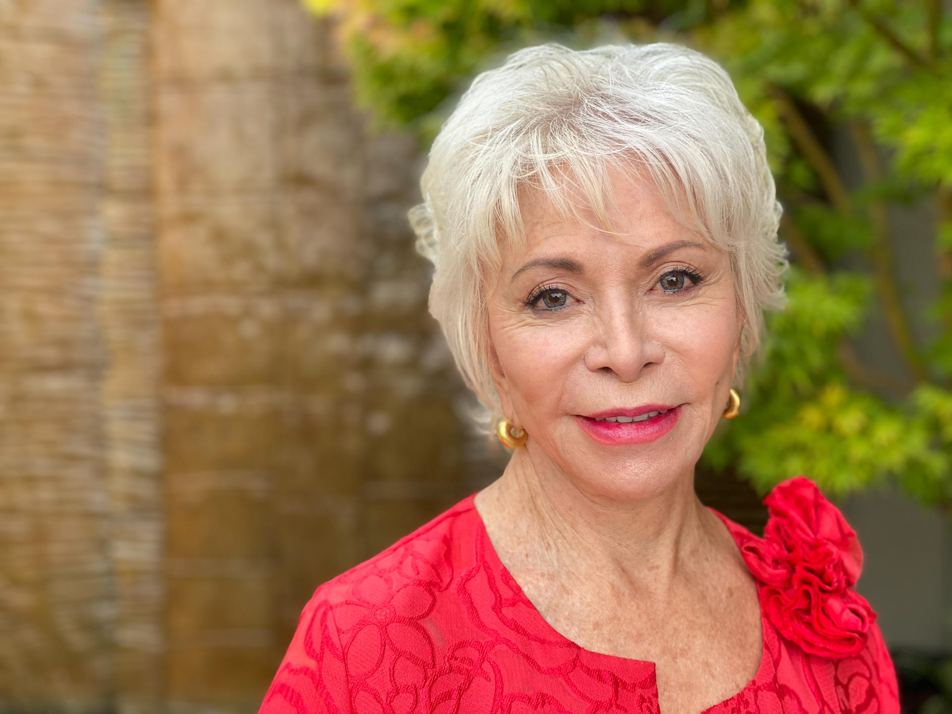 Isabel Allende: “He sido extranjera toda mi vida, y eso me hizo escritora”