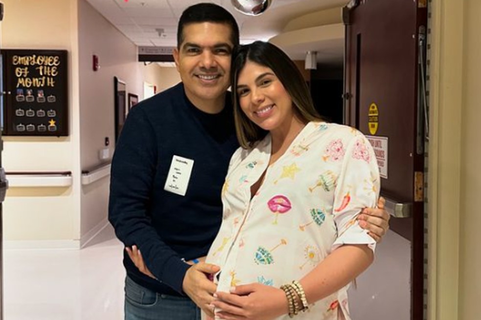 Nació el hijo de Peter Manjarrés. El artista lo presentó en redes con tierna foto