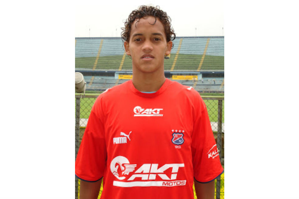 Futbolista colombiano habría intentado suicidarse en Argentina