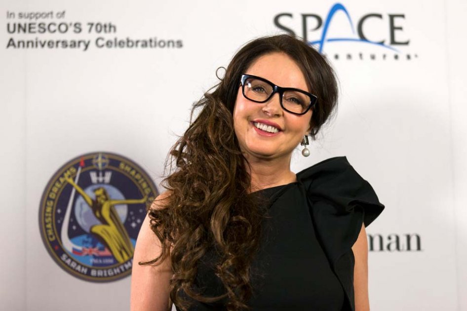 Soprano Sarah Brightman cantará en el espacio