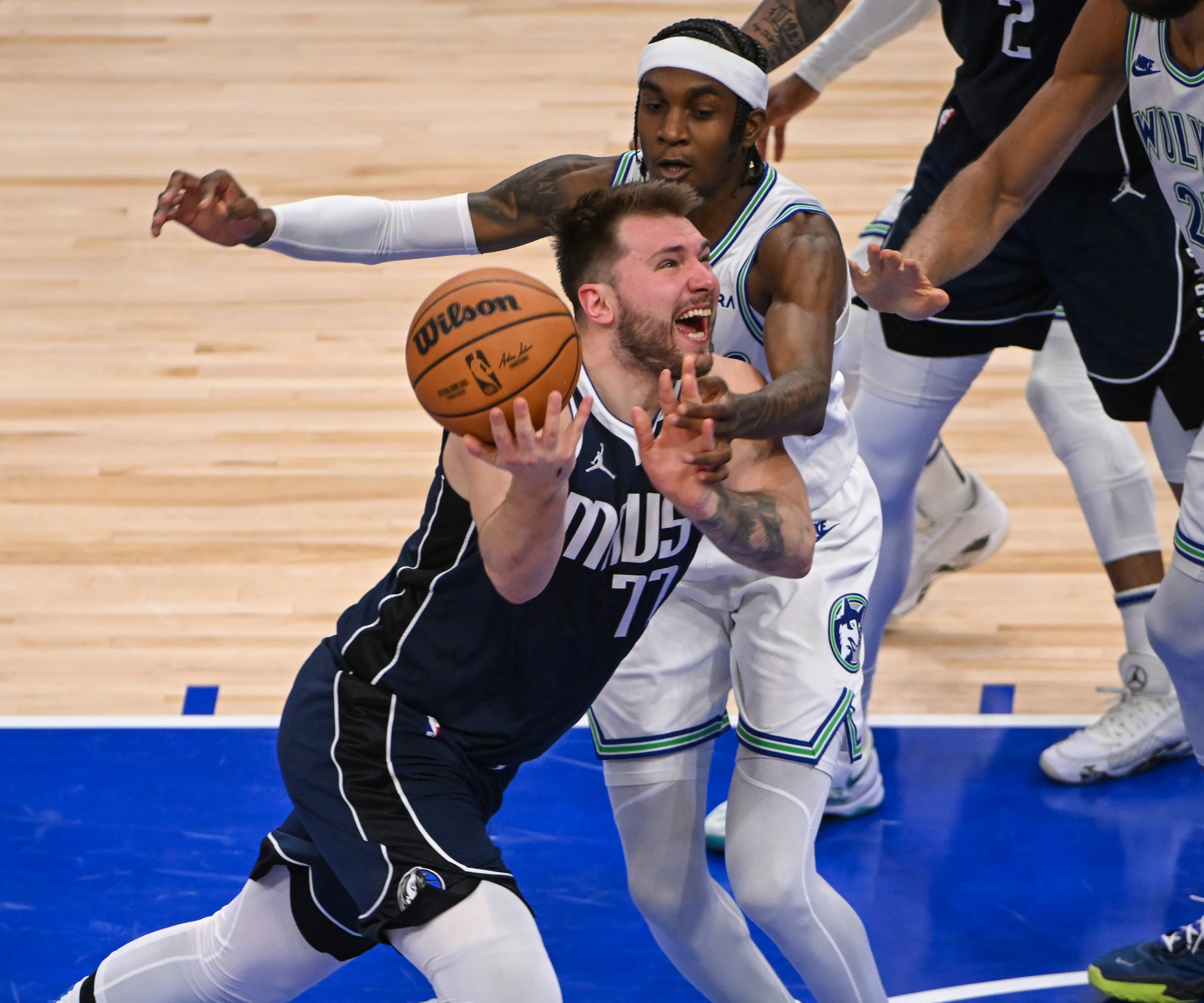 Video: así fue el brillante partido de Luka Dončić que pone a Dallas arriba en los playoffs