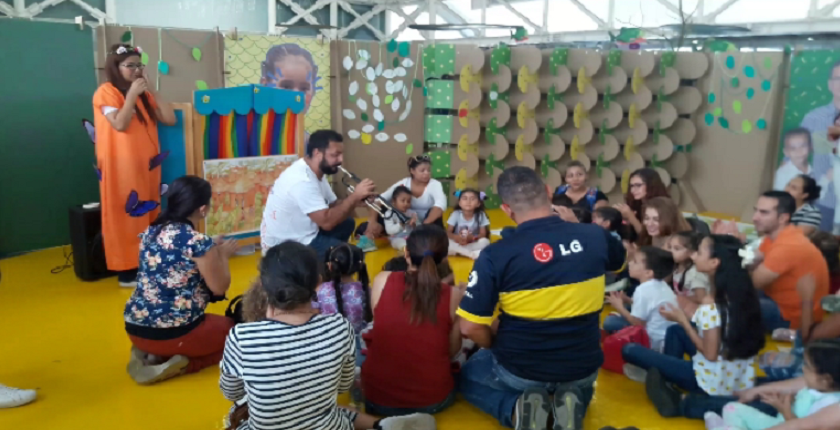 Más de 83.000 niños de Medellín no han comenzado año escolar por cambios en el programa Buen Comienzo