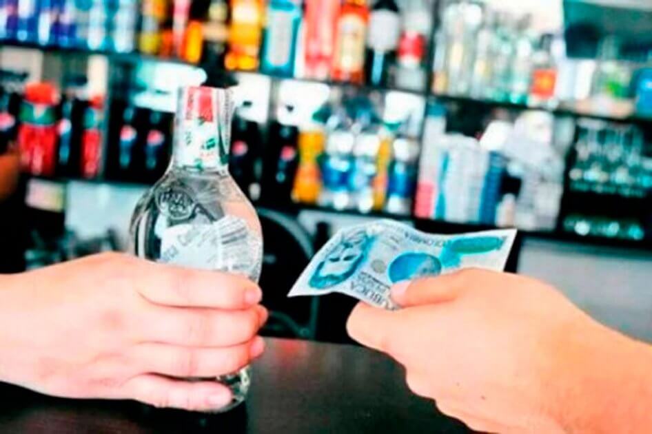 Prohibir consumo de alcohol en espacios públicos afecta al comercio de licor: Fenalco