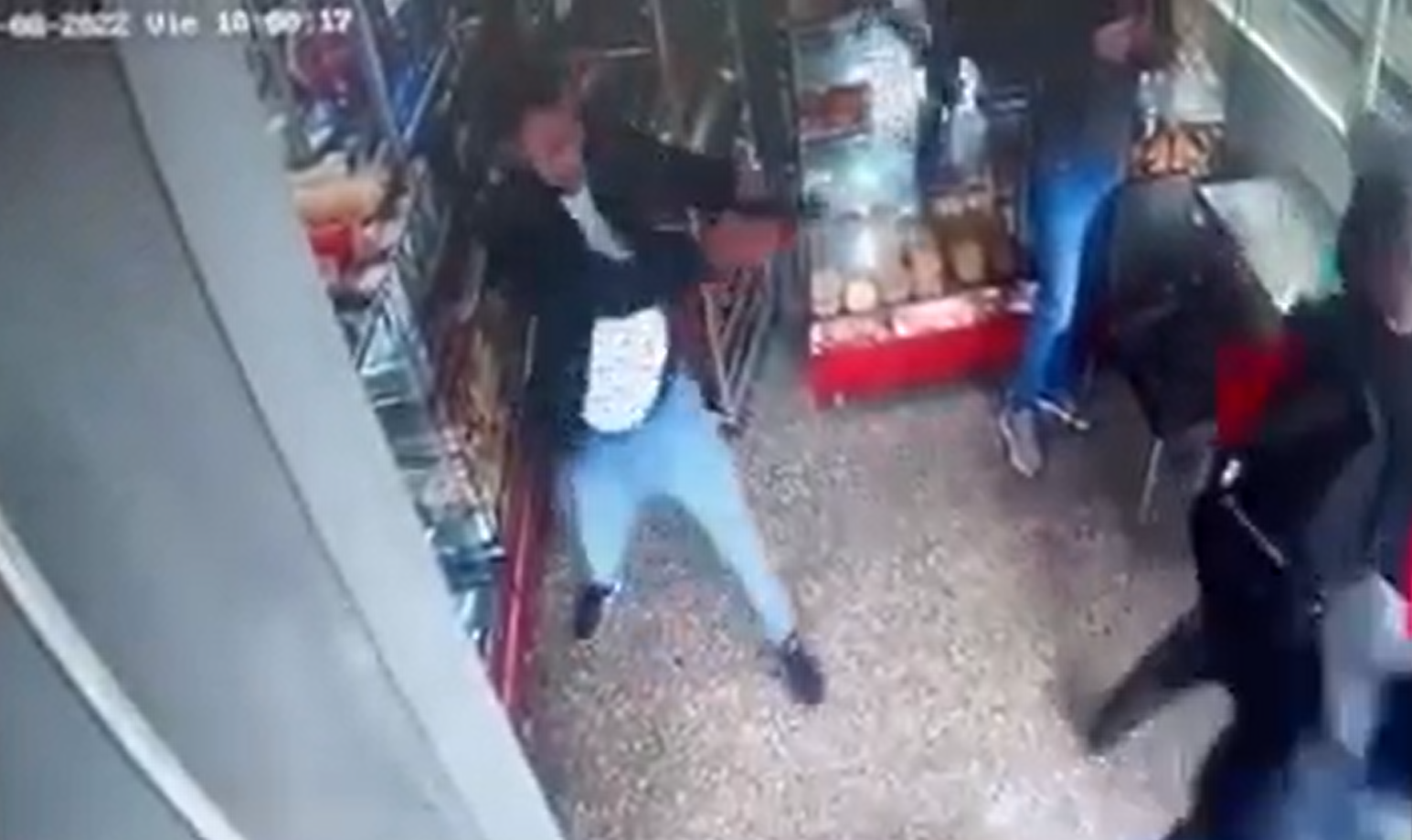 Suba: agente del Gaula, que estaba de civil, frustró robo en panadería de Bogotá