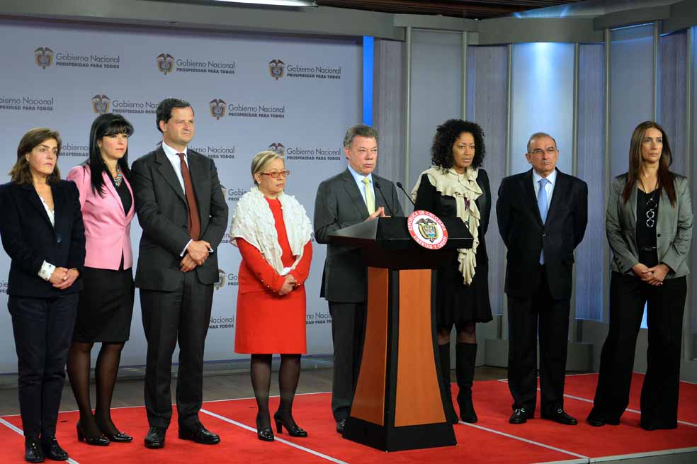 Refuerzo femenino para la paz