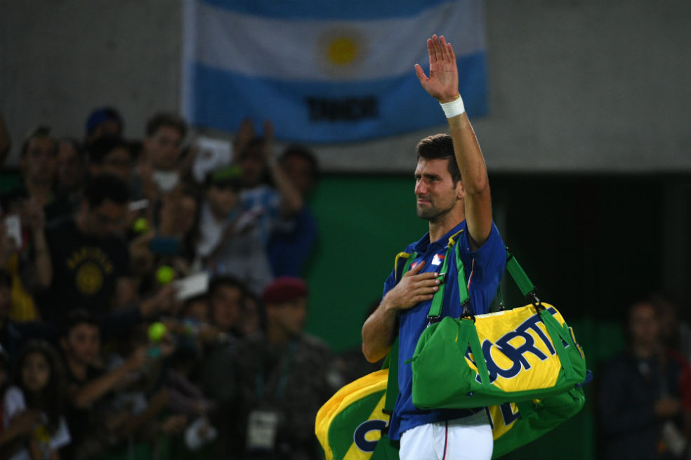 Djokovic se habría operado la mano derecha