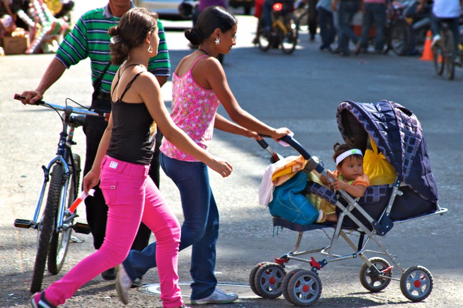 Alrededor de 400 millones de mujeres se casaron antes de los 18 años