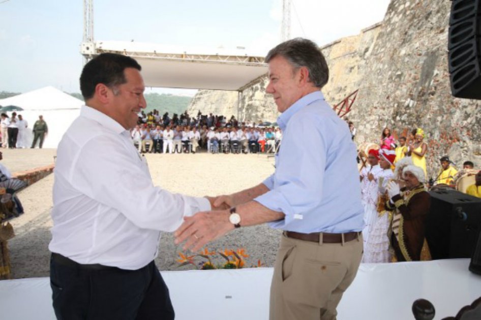 El presidente estuvo este miércoles en Cartagena. Desde allí anunció varias inversiones a la ciudad y respondió dudas de la ciudadanía sobre el proceso de paz. / Nelson Cárdenas - SIG