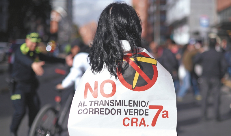 Transmilenio por la Carrera Séptima - Protesta contra el proyecto