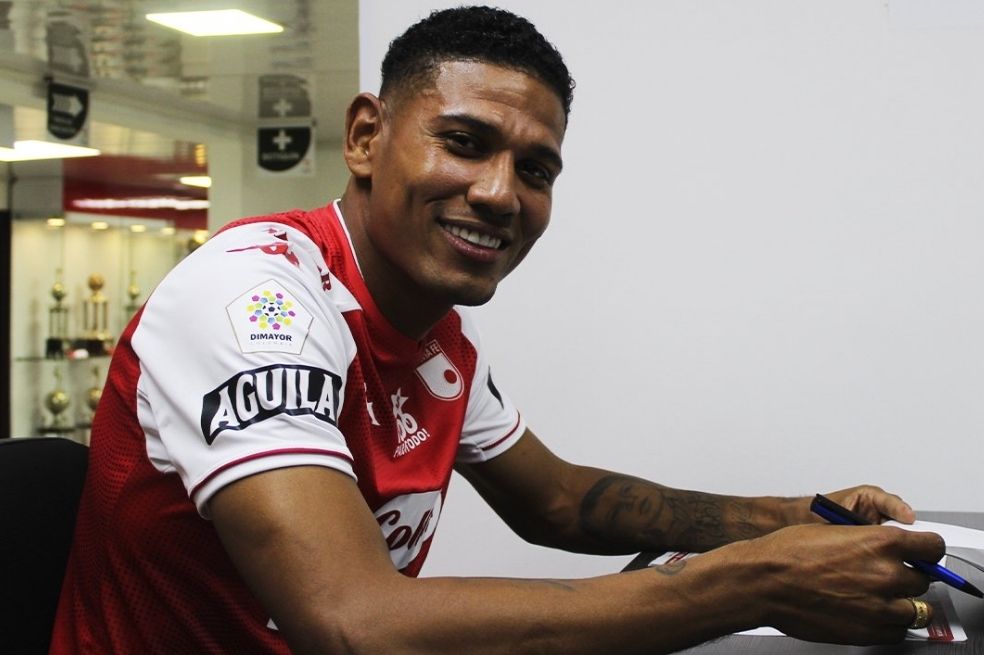 Ni Júnior ni Nacional: Independiente Santa Fe anunció el fichaje de Alex Mejía